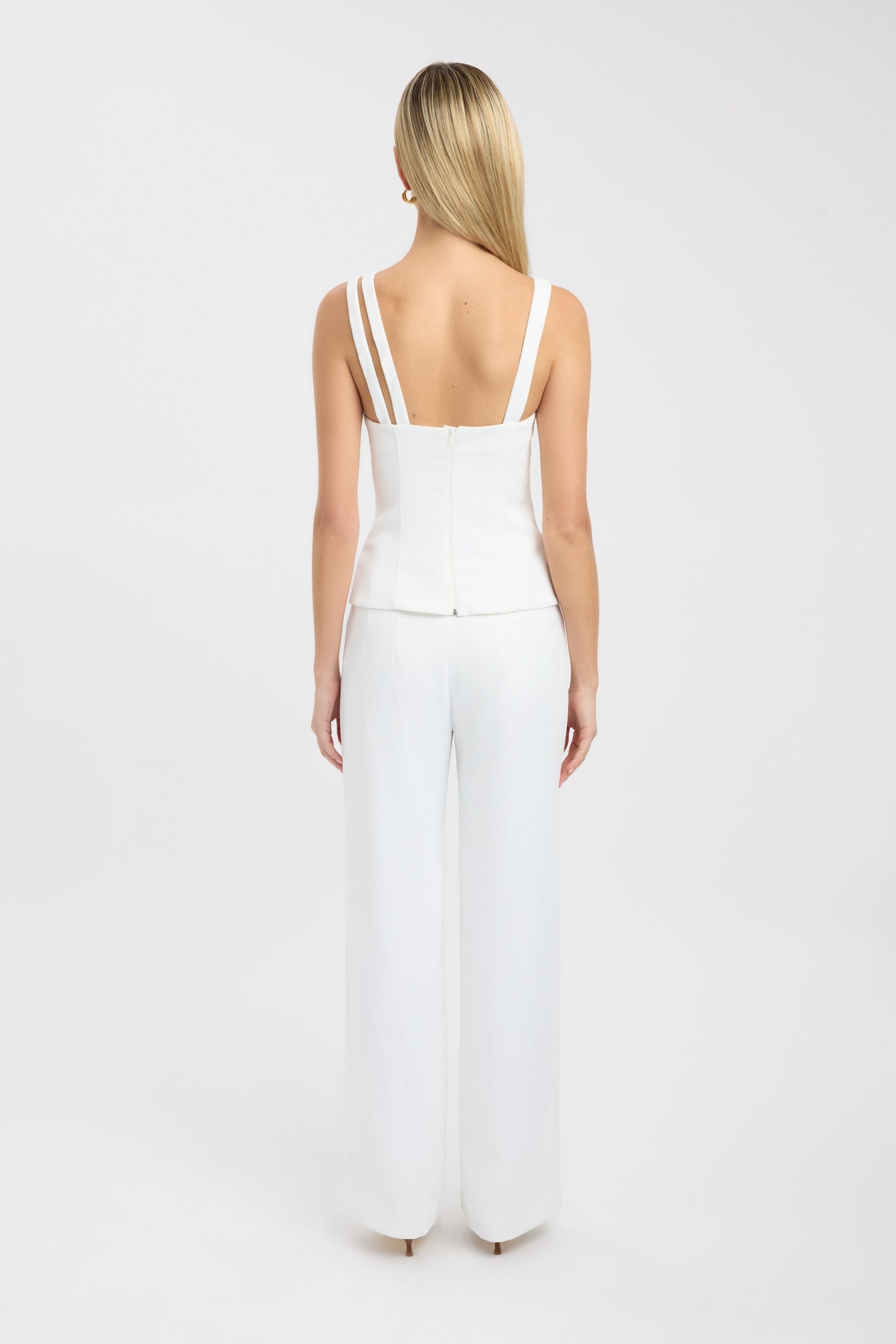 Ariel D-Ring Top